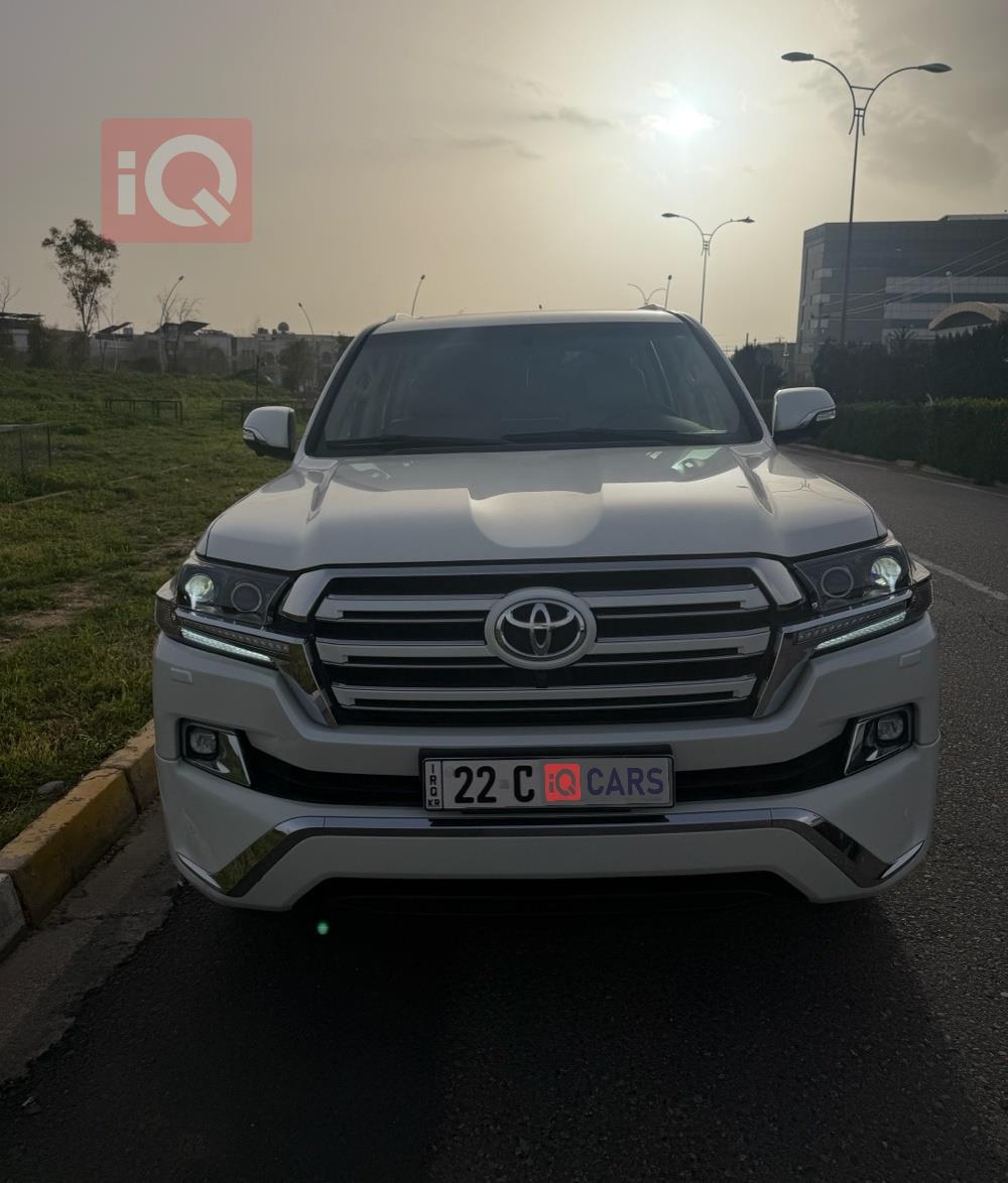 تويوتا لاندكروزر